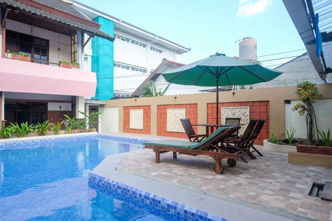 Reddoorz @ Mantrijeron 2 Hotel Yogyakarta Exterior foto